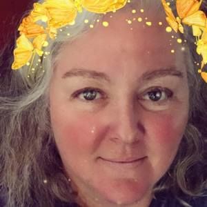 Meet your Posher, Traci